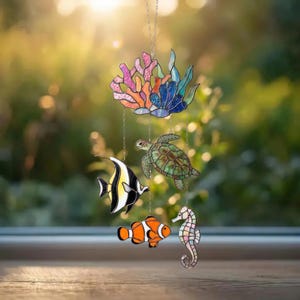 Ocean Acrylic Suncatcher Mobile, Faux Stained Glass Sea Animals Decor, Clownfish Turtle Seahorse Window Hanging, Coastal Gift Ornament